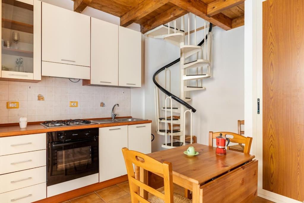 Monolocale "Duomo" Apartment Messina Exterior photo